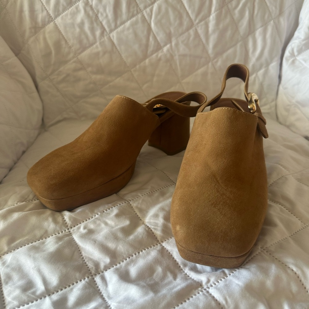 AEROSOLES Cognac Brown Suede Platform Slingback Clogs